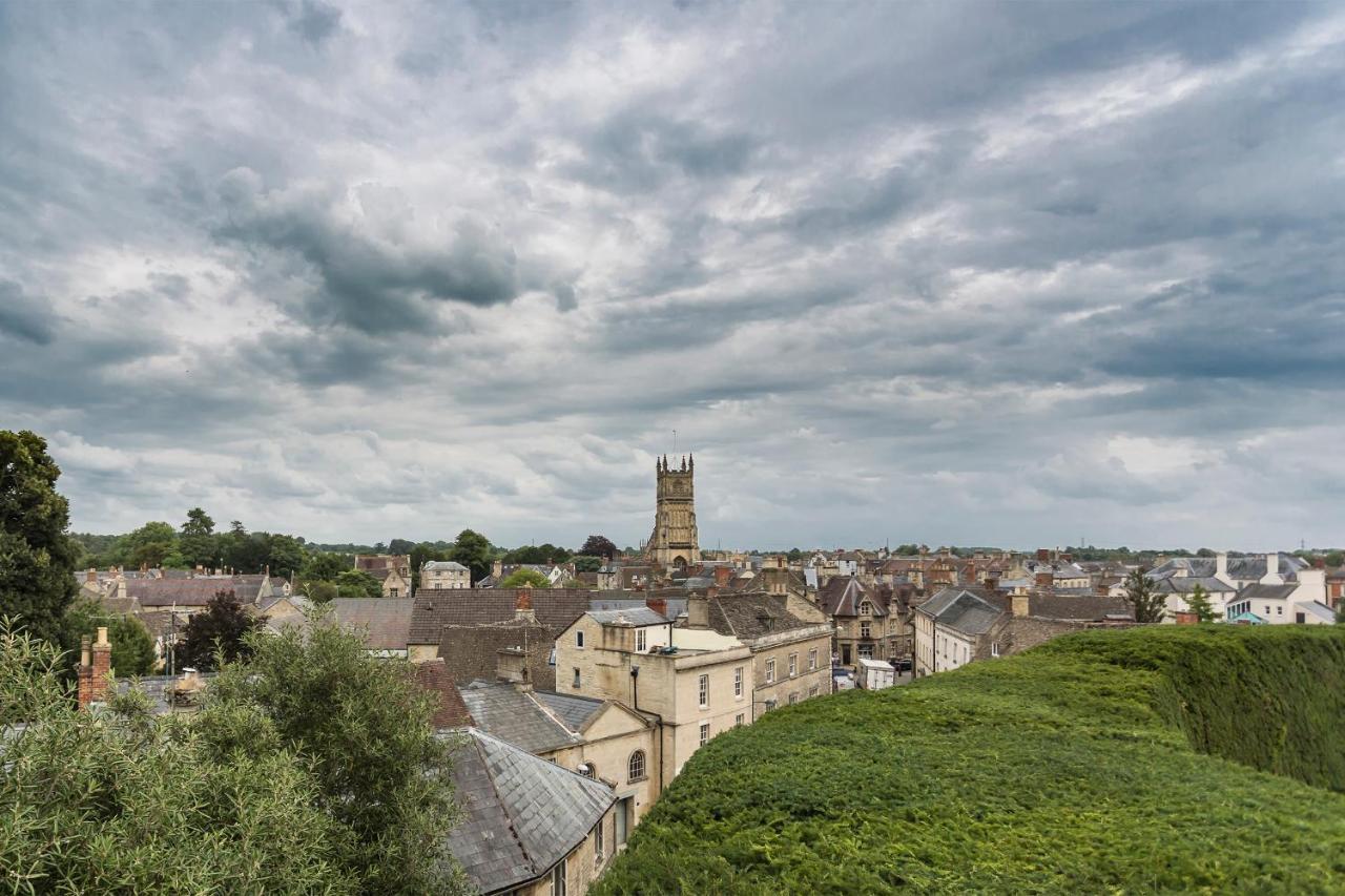 Private Deck With Newly Refurbished Flat Attached! Apartment Cirencester Exterior photo